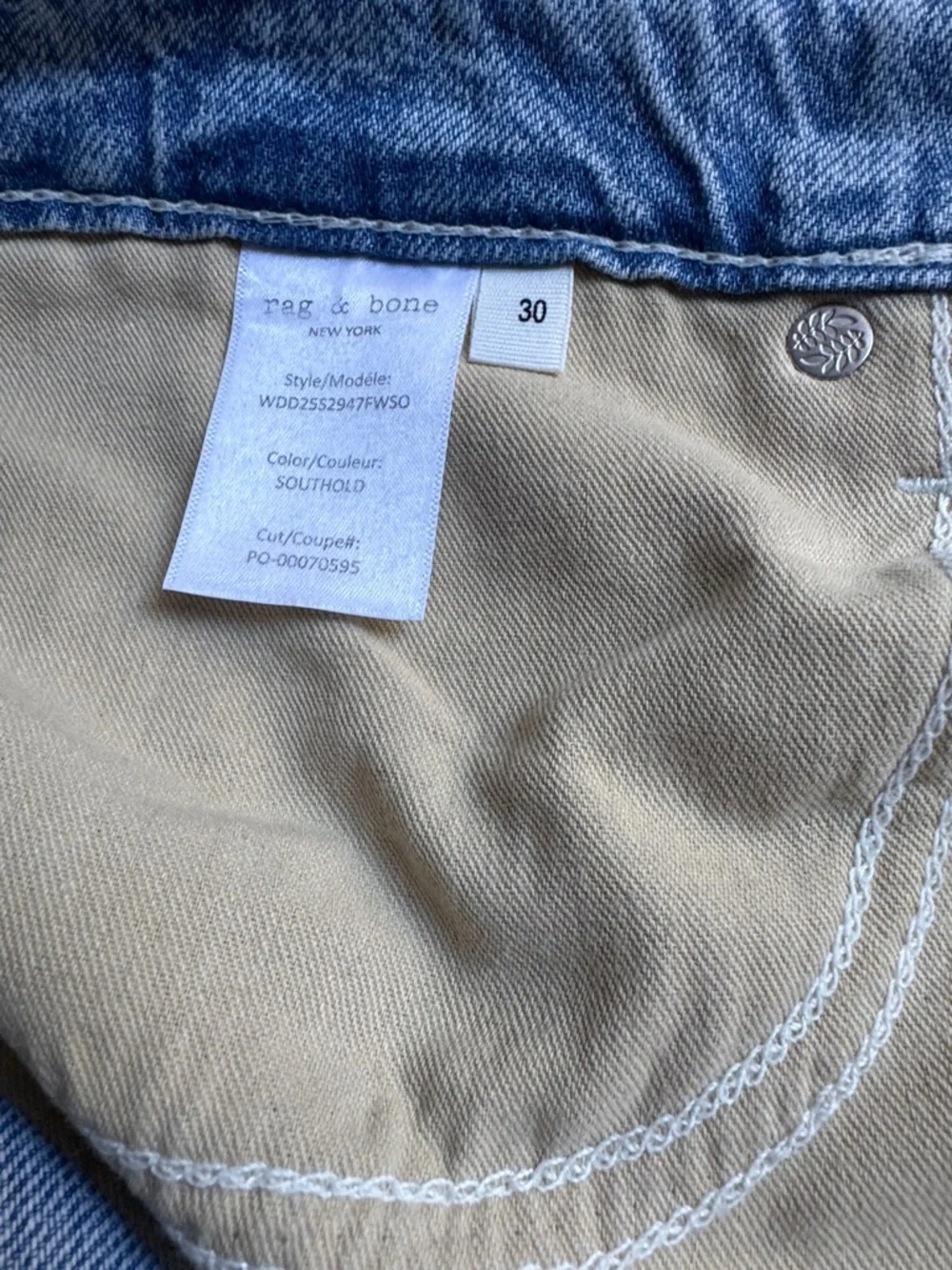 rag & bone Light The Baggy Dre Blue Low-Rise Boyfriend Jeans - Picture 6 of 6